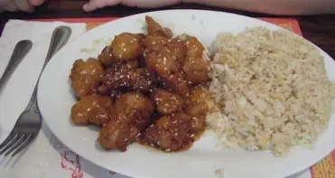 Heroic Family Waits Record Two Minutes Before Asking For Forks At Chinese Restaurant