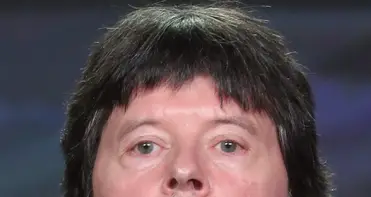 Where’s Your Precious God Now? 16 Intense Zoom-Ins Of Ken Burns’ Hair