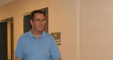 11 Amazing Pranks That Jared Fogle’s Hilarious Bunkmate, Michael, Played On Him