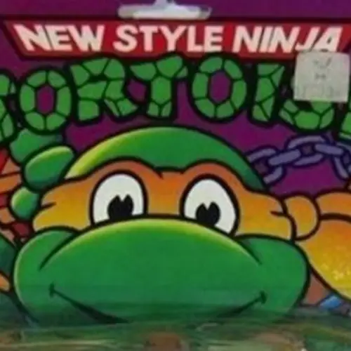 26 Hilarious Ripoff Toys That Will Make You Cry For The Kids That Own Them