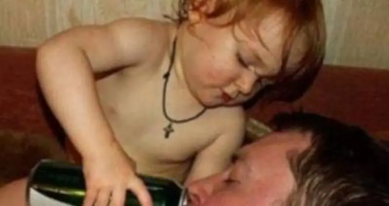 Eleven Pictures Of The World’s Worst Parents