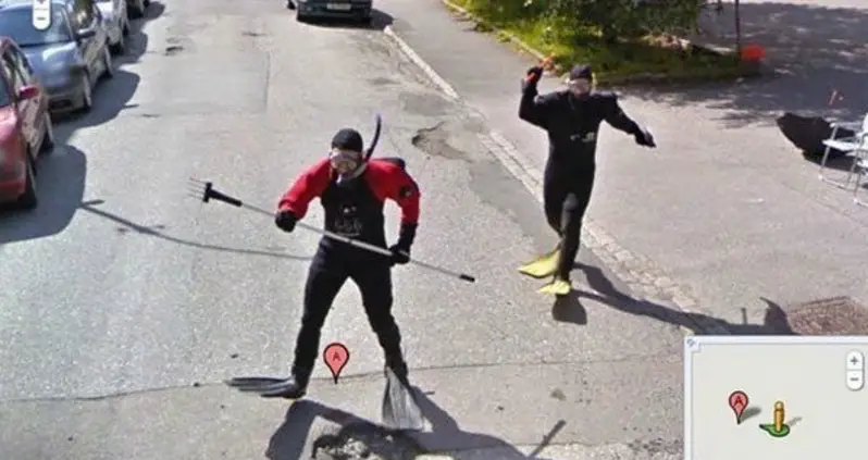 30 Ridiculous Moments Immortalized Forever By Google Street View