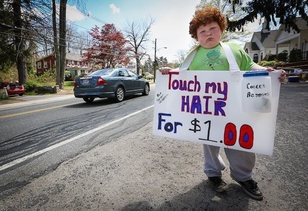 Touch My Hair Sign