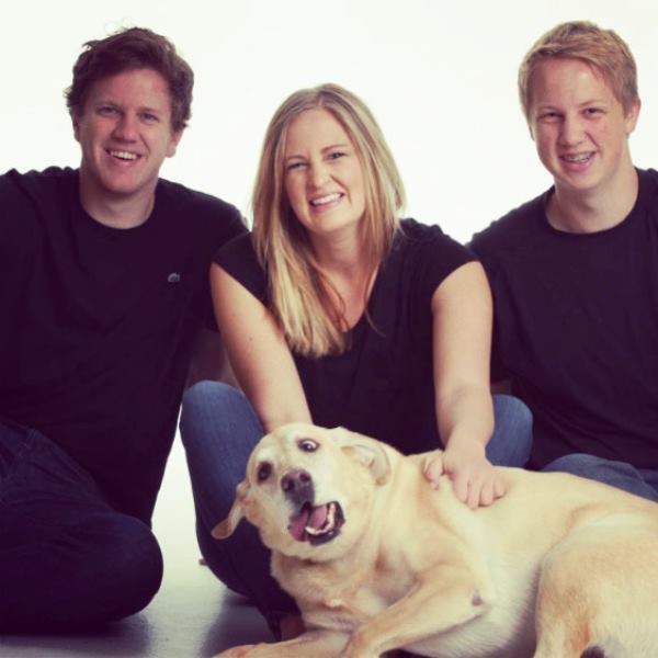 Animals Being Jerks Ruined Family Portrait