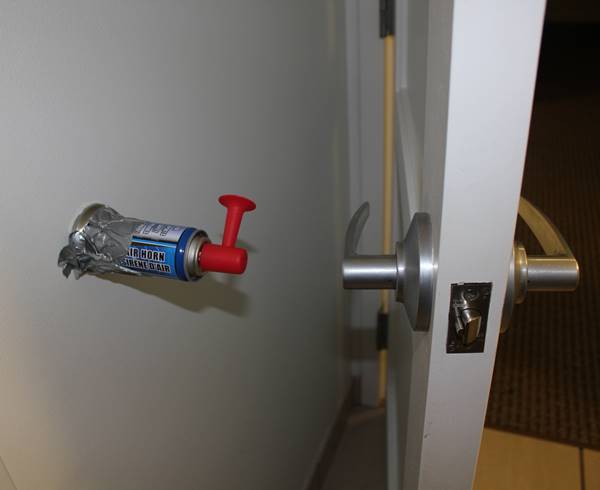 Genius Pranks Air Horn