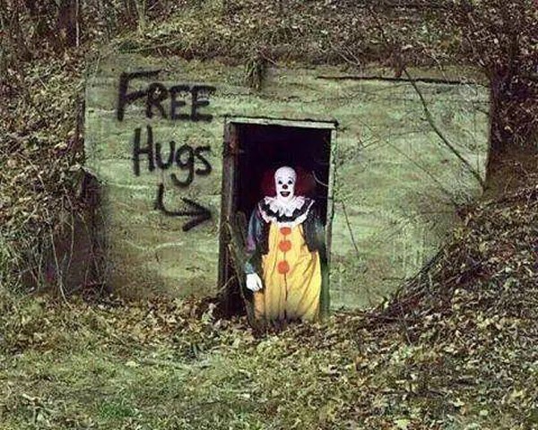 Free Hugs