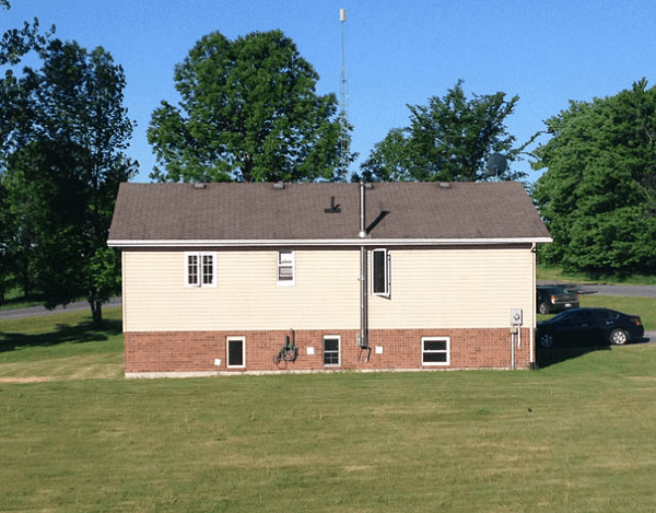 Unmatching Windows House